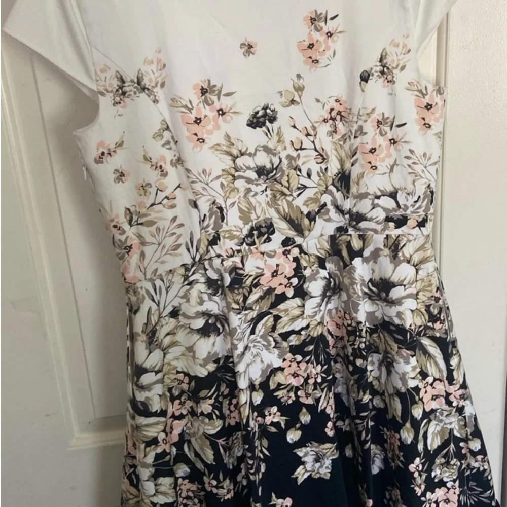 Isaac Mizrahi Live Dress size 8 - Picture 3 of 9